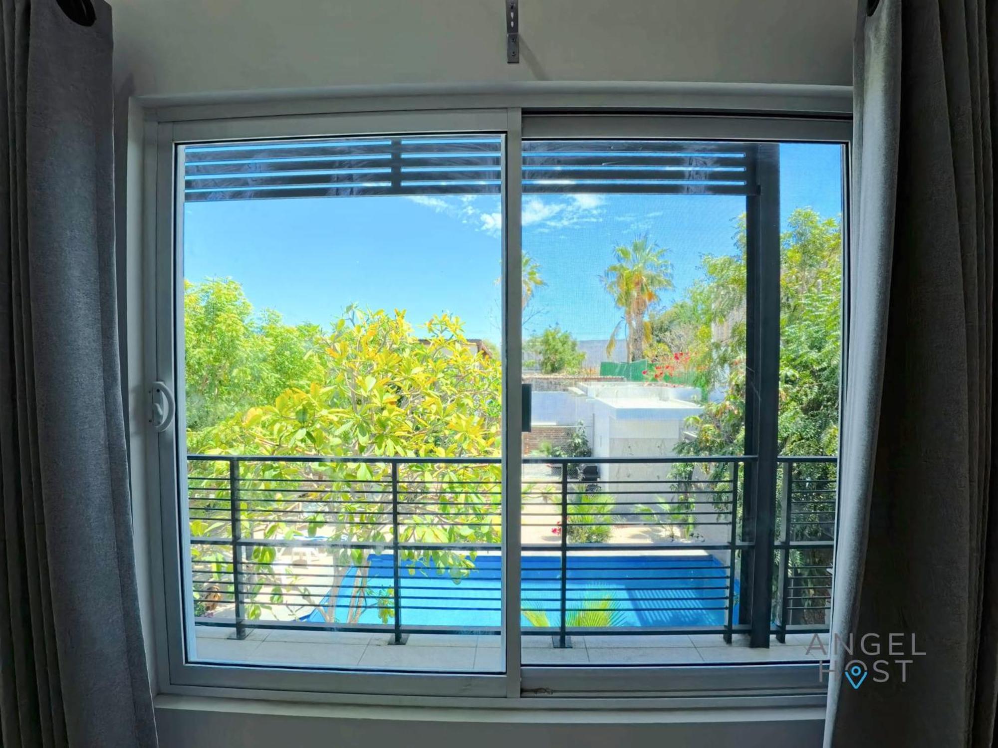 Commercial Zone Studios, Pool, Bbq And Beach 7 Blocks La Paz Esterno foto
